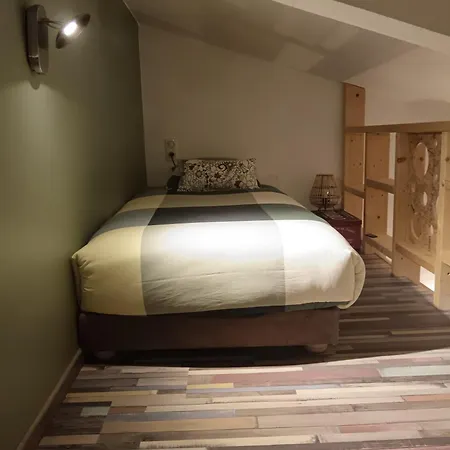 Odonate Apartment *